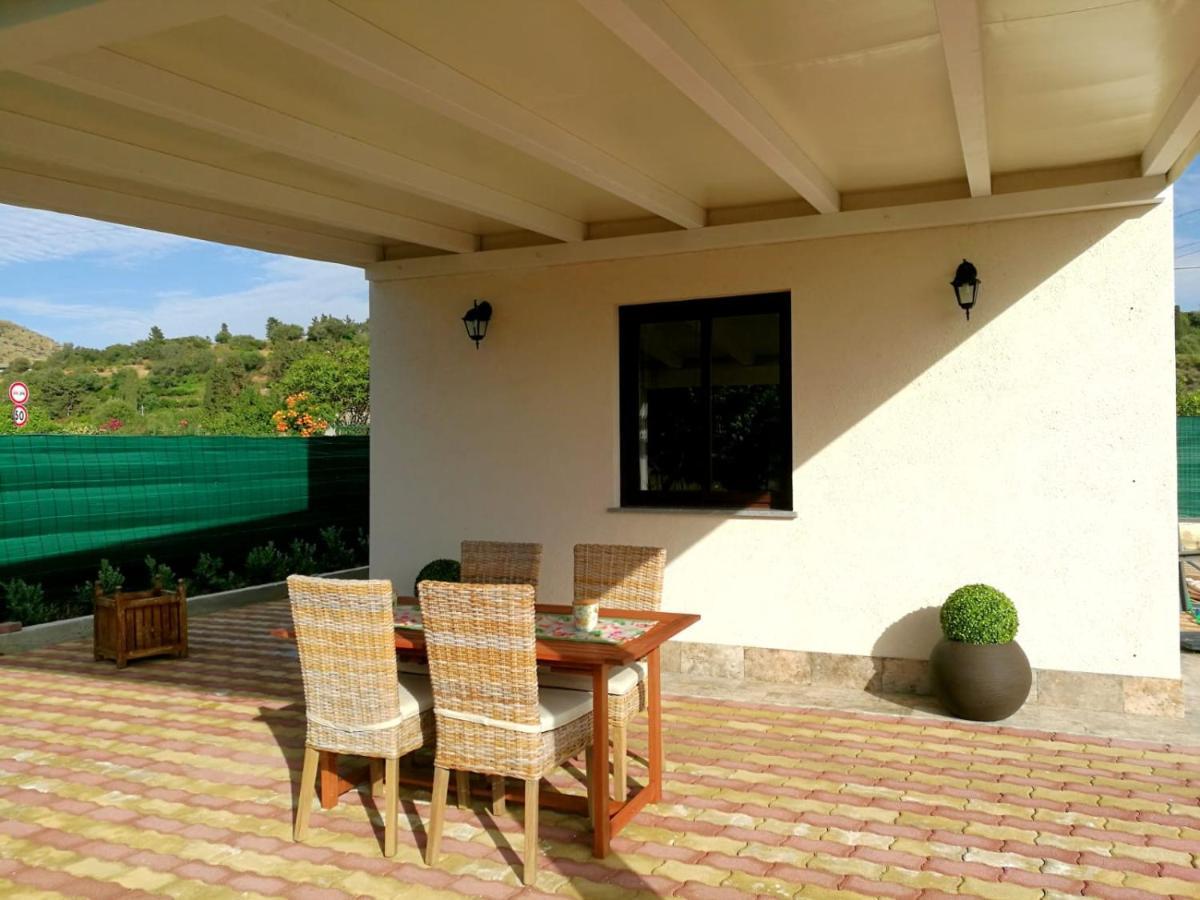 casa tre noci Villa Lascari Eksteriør bilde